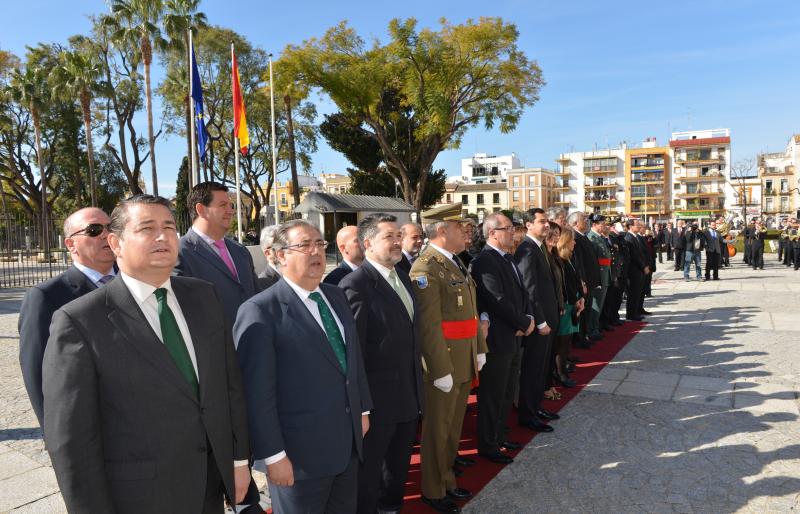 Sanz asiste a los actos conmemorativos del Día de Andalucía
