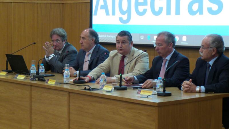 Sanz destaca el reto de “organización y coordinación” que supone la OPE, con 10.000 personas involucradas en Andalucía