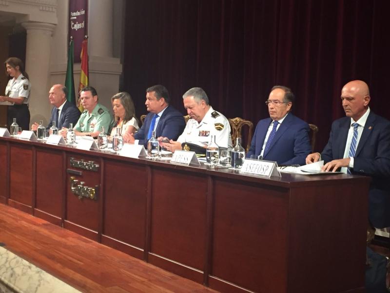 Sanz  destaca la creciente importancia del sector de la seguridad privada en Andalucía y su colaboración con las FCSE  
