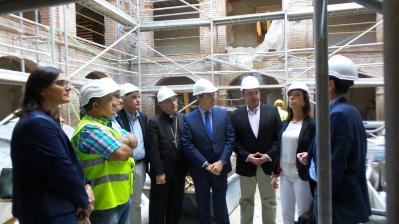 El Gobierno destina casi un millón de euros a la rehabilitación integral del Hospital Real y la iglesia de San Torcuato de Guadix 