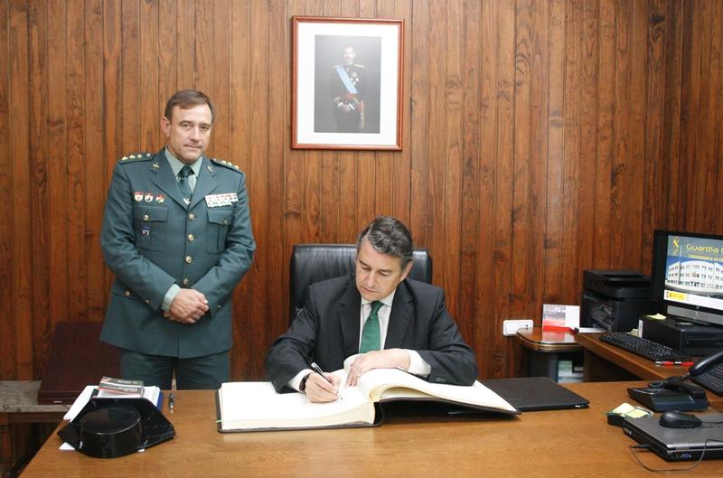 Sanz agradece la labor de la Guardia Civil por su contribución al descenso de la criminalidad en Cádiz
