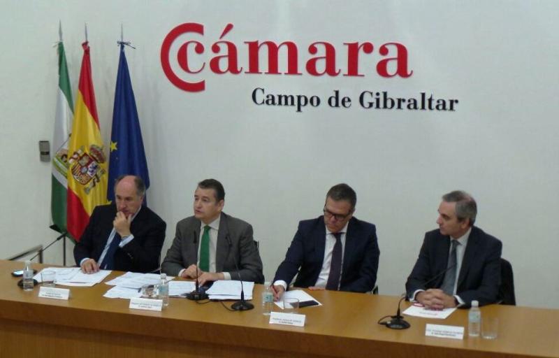 Sanz garantiza la apuesta del Gobierno por el desarrollo del Campo de Gibraltar en una legislatura basada en “el diálogo, el consenso y el acuerdo”