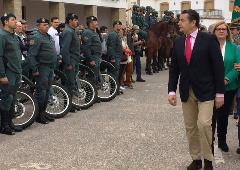 Sanz supervisa en Jaén el operativo de seguridad para la romería de la Virgen de la Cabeza