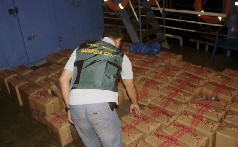 Detenidas 17  personas  en  una  operación conjunta de la  Guardia Civil y la  Agencia Tributaria  contra el tráfico  internacional  de drogas
