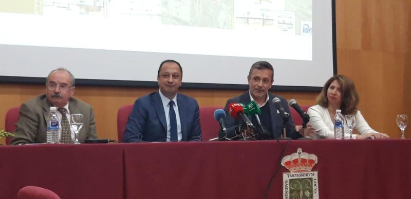 Gómez de Celis asegura que la remodelación del enlace de La Pañoleta “mejorará la seguridad vial y la fluidez en una zona de alta densidad de tráfico”

