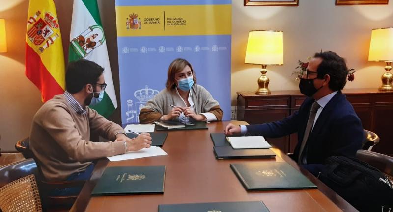 Sandra García subraya el interés del Gobierno por dotar a Granada de un sistema energético equiparable al resto de España
