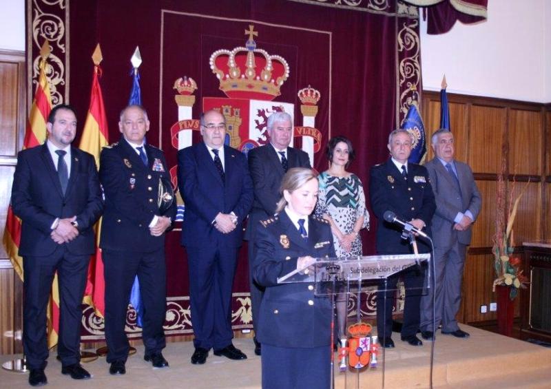 María Jesús Bustos toma posesión como nueva jefa de la Comisaría provincial de Teruel