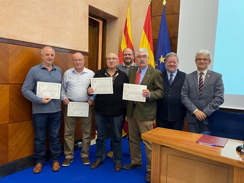 Reconocimiento de la Delegación del Gobierno a aficionados de la Red Nacional de Radio de Emergencias (REMER) en Zaragoza