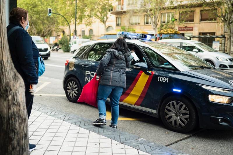 Más de 600 efectivos continuarán mañana el dispositivo para entregar mascarillas en transporte público y estaciones en Aragón