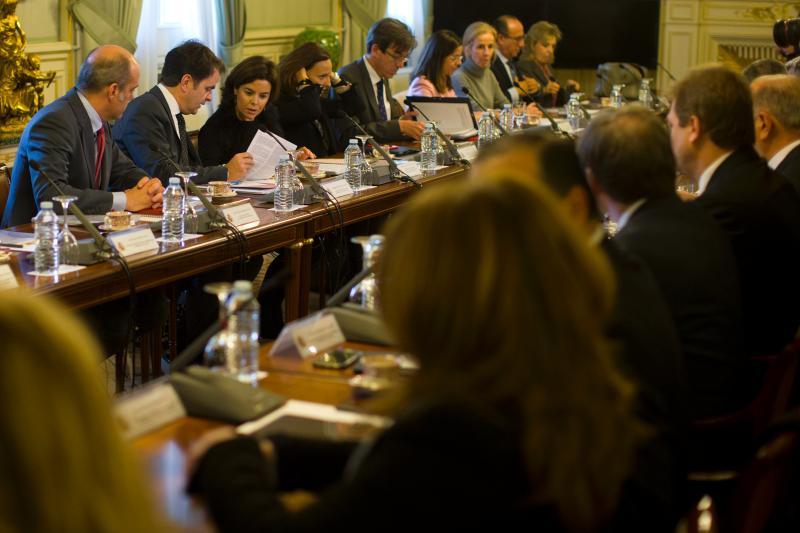 Foto reunión de delegados del Gobierno con el secretario de Estado para las Aministraciones Territoriales