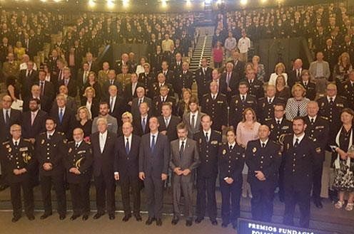 El delegado del Gobierno asistió, en la Escuela Nacional de la Policía, al acto de entrega de los Premios Fundación Policía Española 2016, con motivo del Día de la Policía.