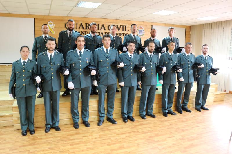 Foto de grupo nuevos guardias civiles.