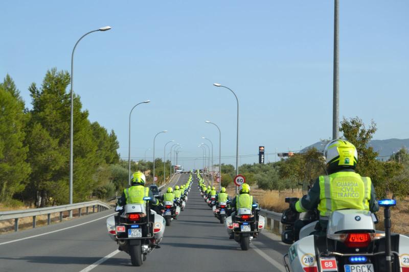 128 Guardias Civiles de la UMSV y 404 Guardias Civiles de la Zona de Asturias velarán por la seguridad de La Vuelta a su paso por el Principado.