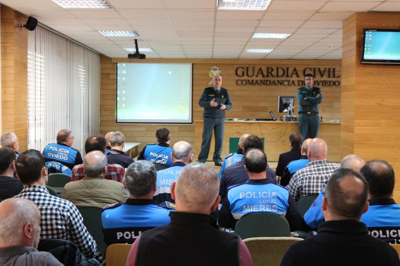 La Guardia Civil traslada a las Policías Locales las recomendaciones dictadas por la Secretaría de Estado de Seguridad