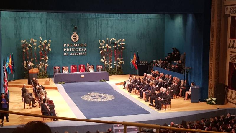 La Delegada del Gobierno asiste a la ceremonia de entrega de los Premios Princesa de Asturias 2019