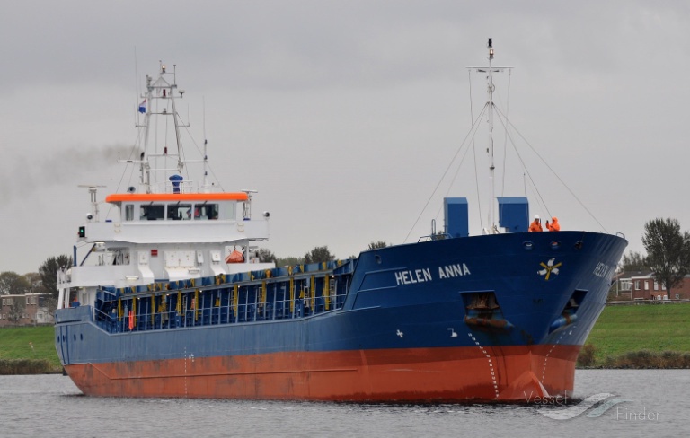 Sanidad Exterior actúa en un buque atracado en El Musel con un positivo en COVID-19 