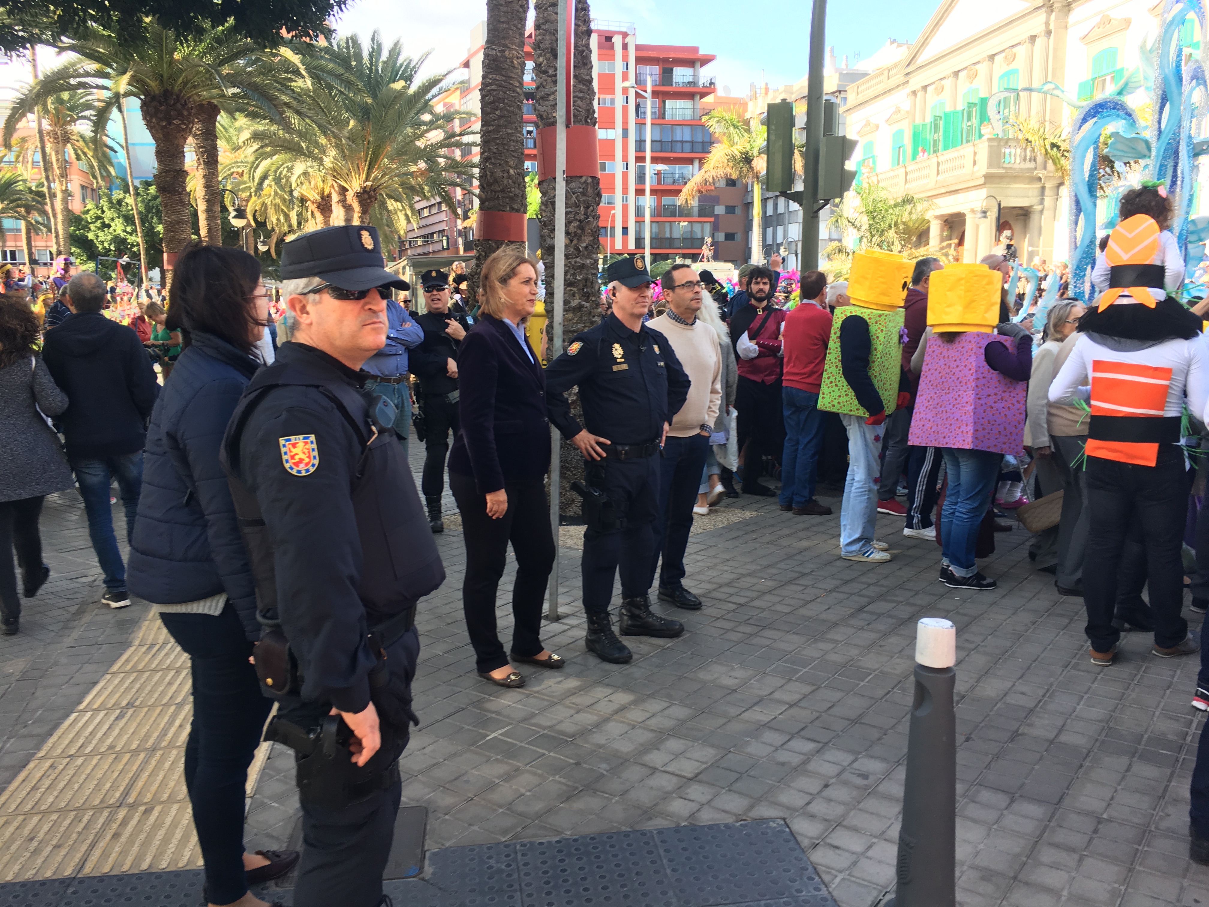 La Policía Nacional establece un dispositivo policial durante el Carnaval de Las Palmas de Gran Canaria