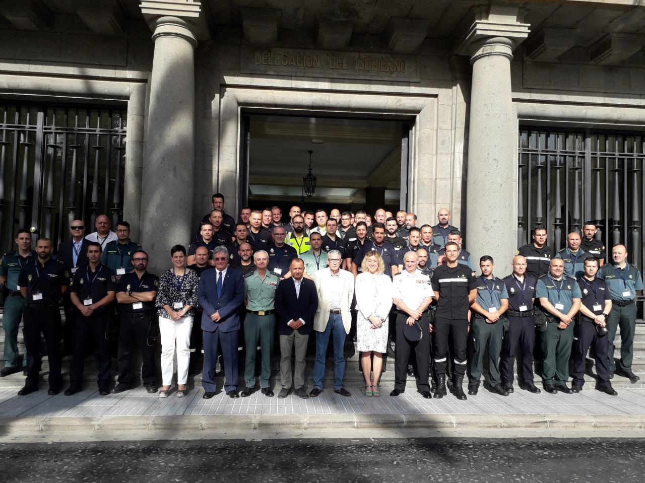 Unos 60 efectivos de UME y FCSE en Canarias asisten a las Jornadas sobre Protección Civil