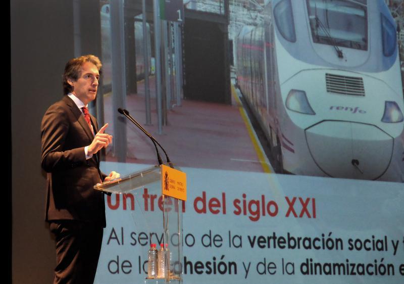 El ministro de Fomento impulsa el tramo Palencia-Aguilar de Campoo de la línea de altas prestaciones a Santander