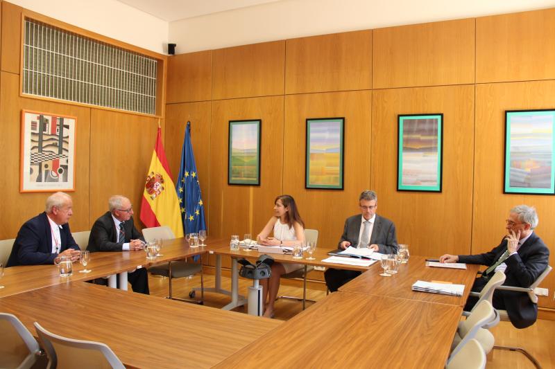 Reunión entre el Gobierno Central y el Gobierno de Cantabria para alcanzar un Pacto Nacional del Agua