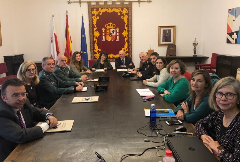 Soledad Murillo se interesa por el protocolo de actuación contra la trata impulsado por la Delegación del Gobierno en Cantabria