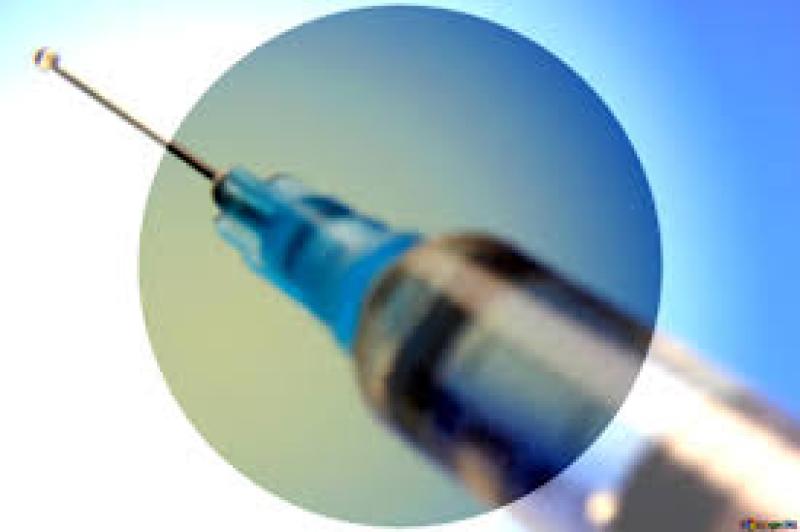 Campaña de vacunación 2019-2020.<br/>El Ministerio de Sanidad, Consumo y Bienestar Social recomienda la vacunación frente a la gripe a personas mayores, grupos de riesgo y personal sanitario <br/>