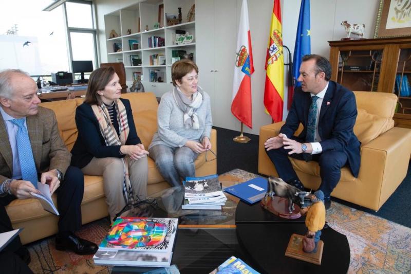 La secretaria general de Pesca se reúne con el consejero de Pesca y el sector de Cantabria para analizar la situación general de la flota pesquera

