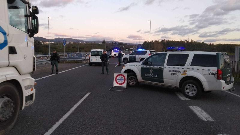 Las Fuerzas y Cuerpos de Seguridad intensifican los controles en Cantabria para evitar desplazamientos

