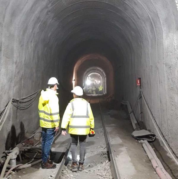Adif licita el contrato de inspecciones de todos los túneles de la Red de Ancho Métrico  