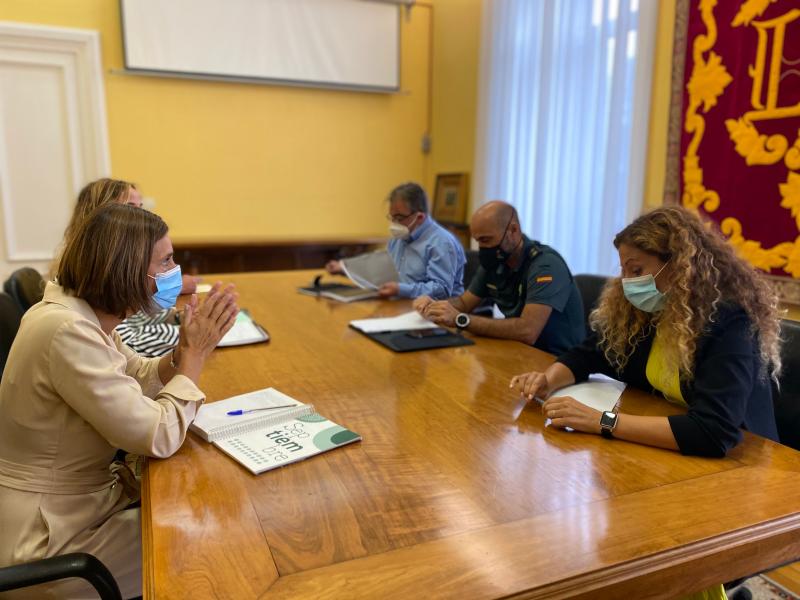 Delegación del Gobierno y Ayuntamiento de Noja intensificarán la prevención del botellón y la Guardia Civil aumentará efectivos en el municipio