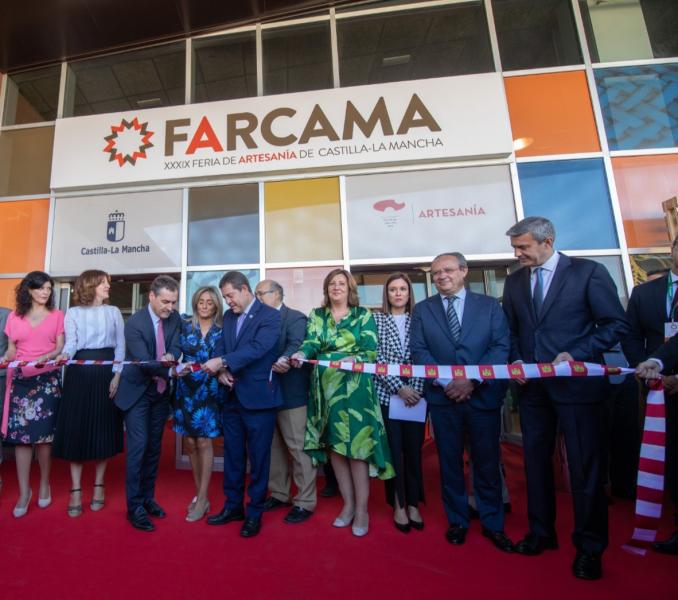 El delegado del Gobierno asiste a la inauguración de la XXXIX edición de Farcama