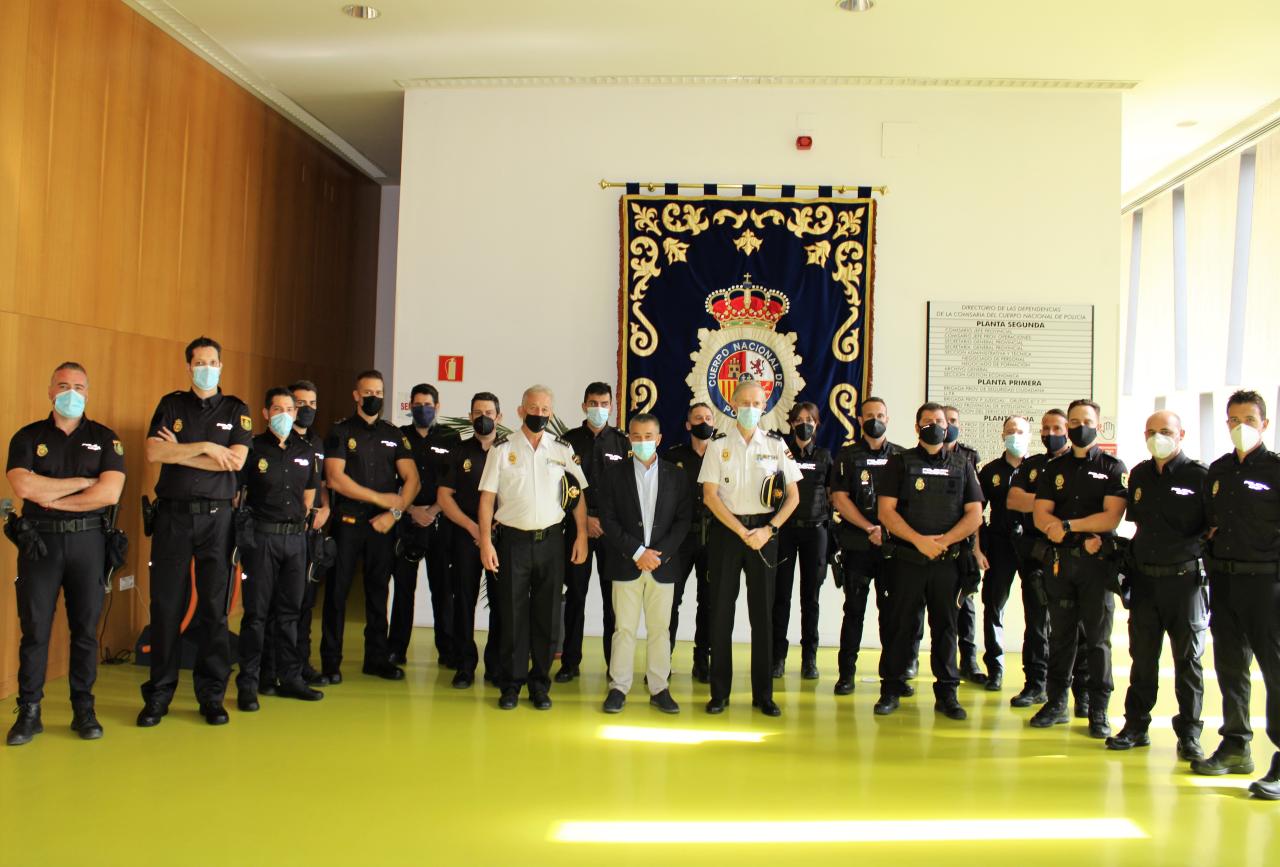 El subdelegado del Gobierno de España en la provincia de Albacete da la bienvenida a dieciocho nuevos policías a la Comisaría Provincial de Albacete