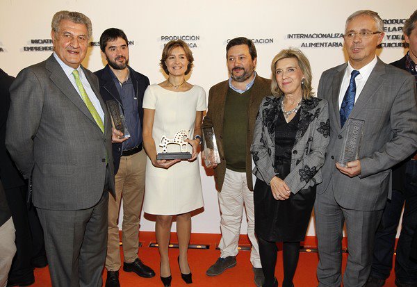 Isabel García Tejerina entrega los “Premios Alimentos de España 2015”, tres de ellos a Castilla y León
