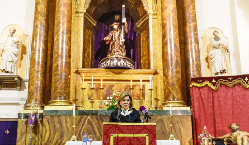 La delegada del Gobierno en Castilla y León pregona la Semana Santa de la Cofradía Penitencial de Jesús Nazareno de Valladolid