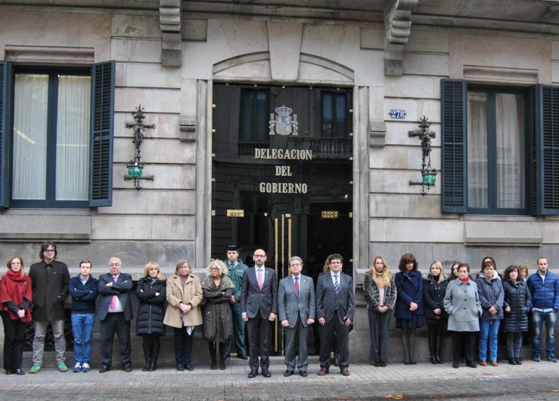 Enric Millo encapçala minut de silenci en memòria de les víctimes de l'atac terrorista perpetrat a Berlín