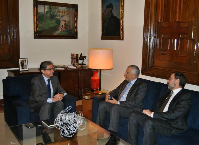 Reunión de Enric Millo con el embajador de Italia en España