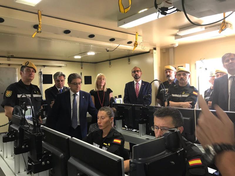 El delegado del Gobierno en Cataluña y los subdelegados en las cuatro provincias visitan las instalaciones de la UME en Zaragoza