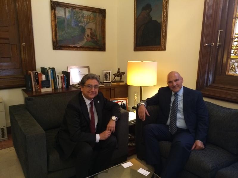 Enric Millo es reuneix amb l'ambaixador de Suïssa per a Espanya i Andorra, Giulio Haas