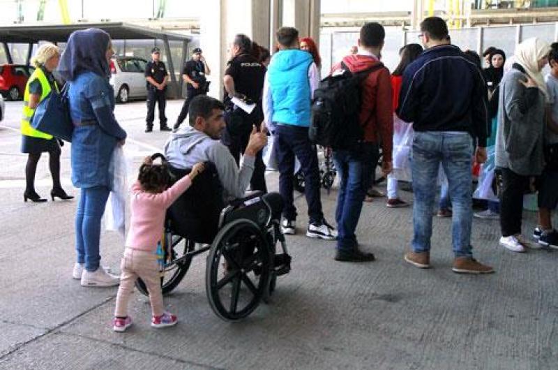 Llegan a España procedentes de Líbano 12 refugiados sirios en el marco del programa de reasentamiento, de los cuales 4 serán acogidos en Barcelona