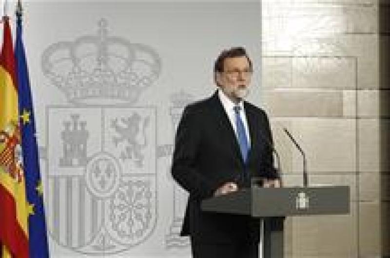 Rajoy ofrece al próximo Gobierno catalán su colaboración y un diálogo 