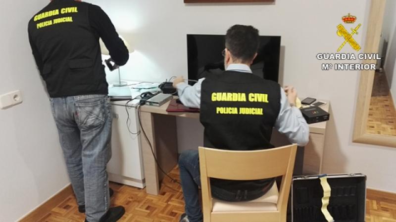 La Guardia Civil detiene a cuatro personas por delitos de pornografía infantil, agresión sexual y abuso sexual a menores de edad