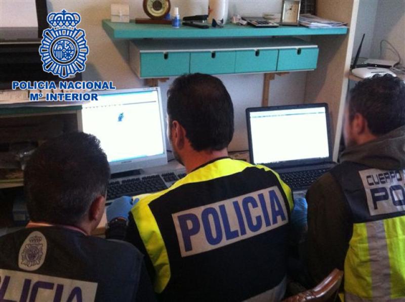 La Policía Nacional detiene a 40 personas en un macro operativo contra una red que intercambiaba material pedófilo en Internet