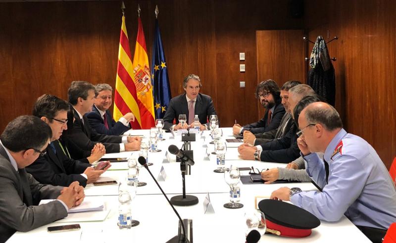 El ministro de Fomento preside en Barcelona dos reuniones del gabinete de crisis por el temporal de nieve