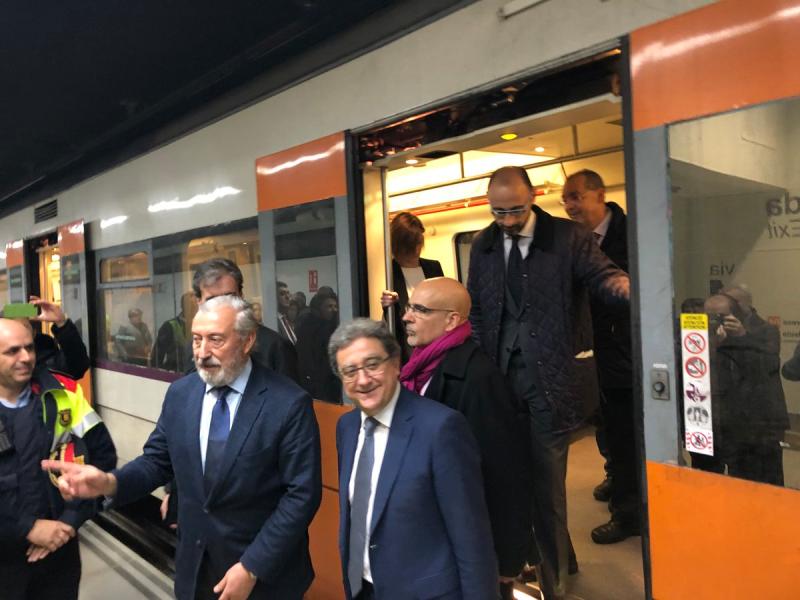 Julio Gómez-Pomar y Enric Millo visitan la estación de Sabadell Centre, que recupera el servicio habitual de trenes 