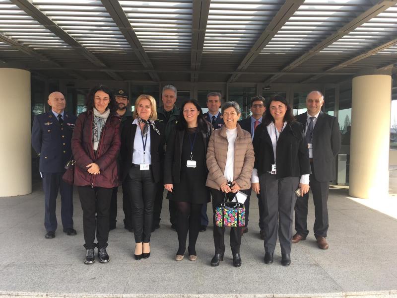Teresa Cunillera visita el Centre de Control de Trànsit Aeri de Barcelona - Gavà<br/>