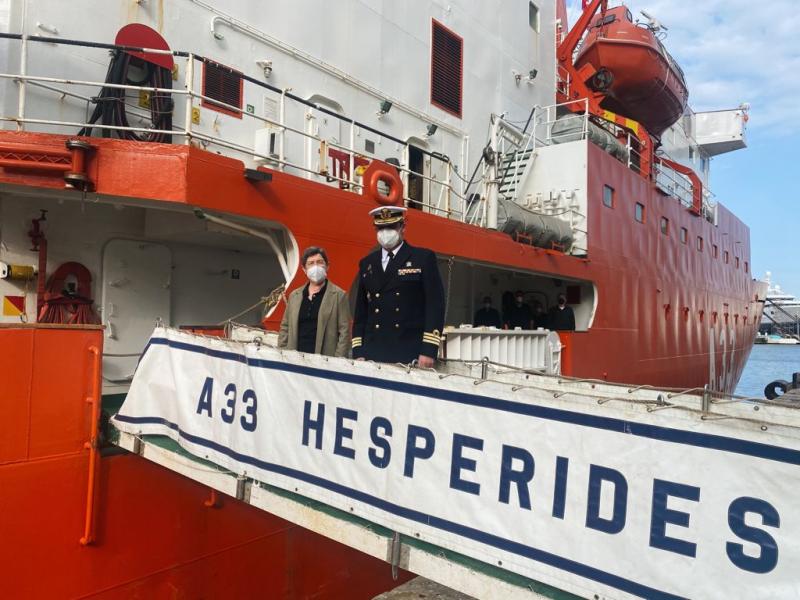 El buque de investigación oceanográfica “Hespérides” recala en el puerto de Barcelona