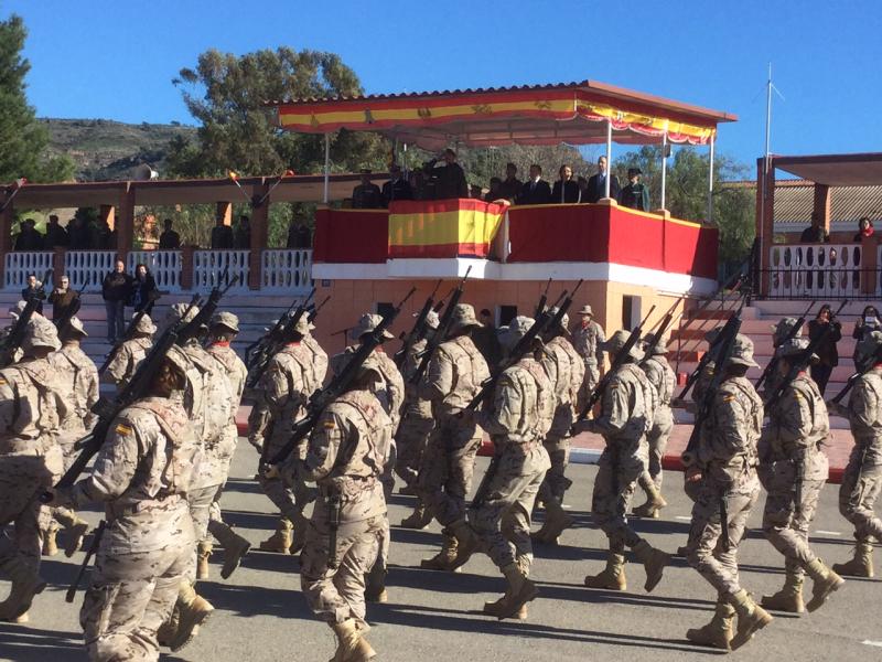 Moragues despide al contingente valenciano del cuartel de Marines que desplegará las baterías anteaéreas Patriot en la frontera de Turquía con Siria