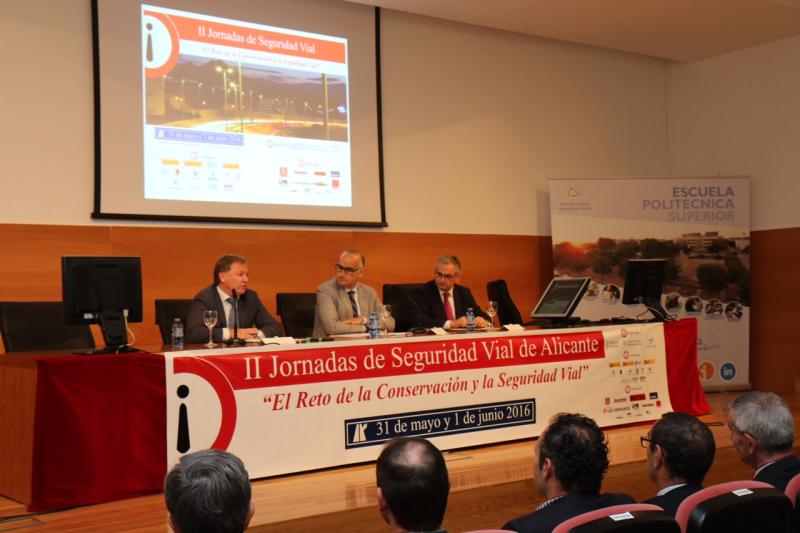 Moragues aboga por la concienciación ciudadana y la inversión en carreteras para reducir la siniestralidad vial 