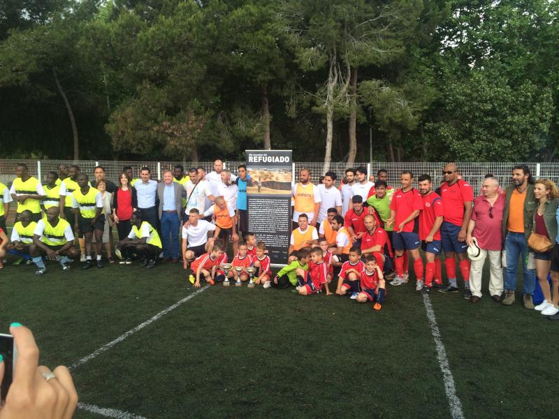 El fútbol une a refugiados de varios centros de acogida de la Comunitat