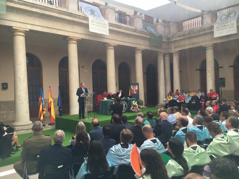 Moragues: “El Gobierno de España está al lado de todas las familias valencianas sin imposiciones sectarias ni dogmáticas”
